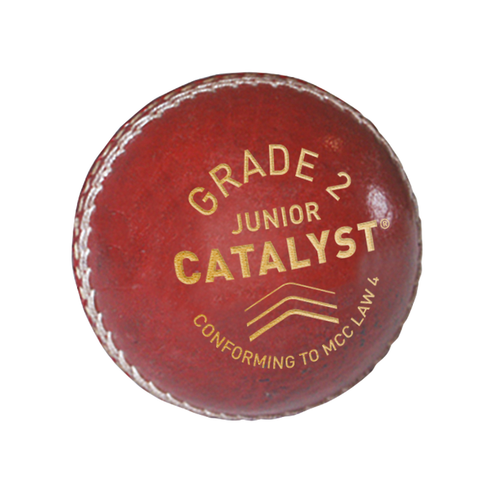 Gunn & Moore Catalyst Grade 2 Ball